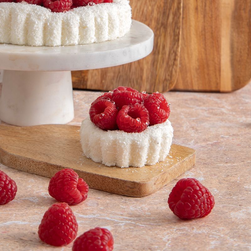 2 Framboisier rose coco + financiers vanille + pécans caramélisées - Wonderbox